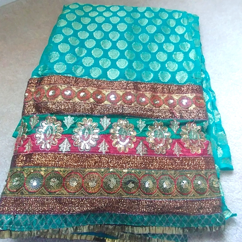 Saree with blouse and peticot